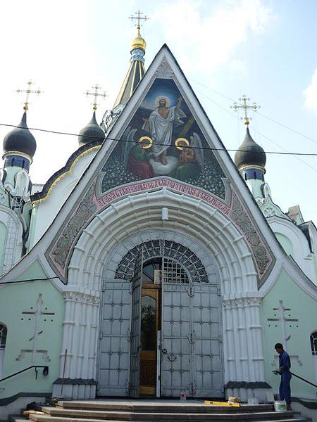 Kostel vzkříšení Krista v Sokolniki. Historie a architektonické prvky