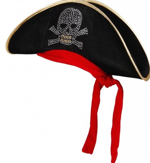 Jak může pirátský klobouk přeměnit jakoukoli osobu