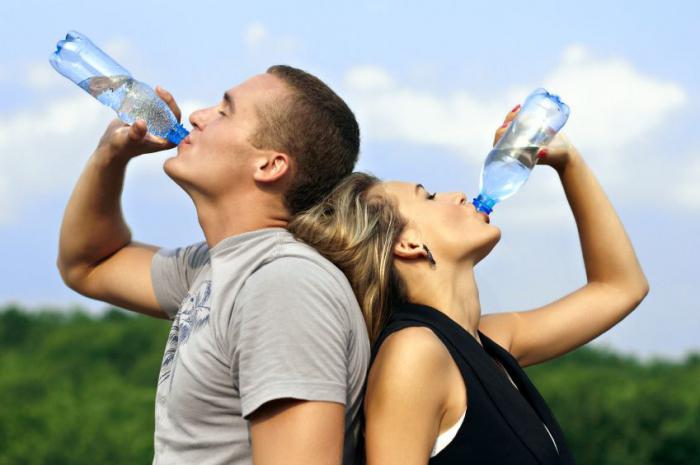 zda po cvičení pít vodu
